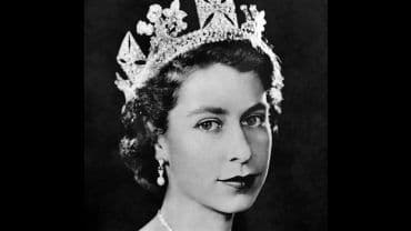 The Queen and the Coup (2020)